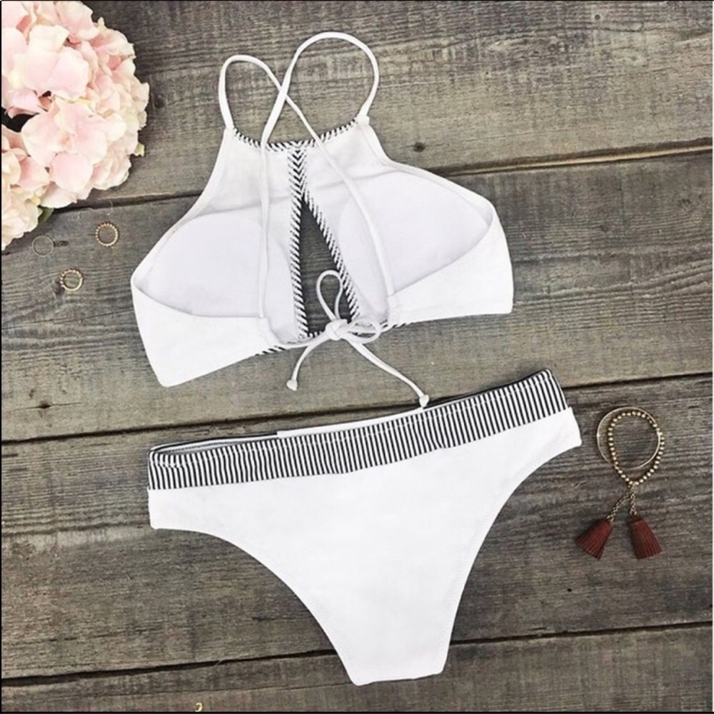 NWOT White and black striped keyhole bikini - Picture 2 of 4